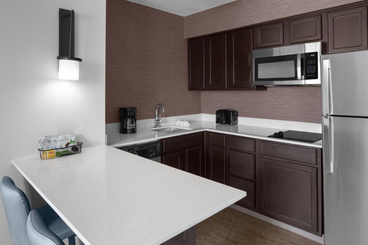 Residence Inn Fort Worth Cultural District Экстерьер фото