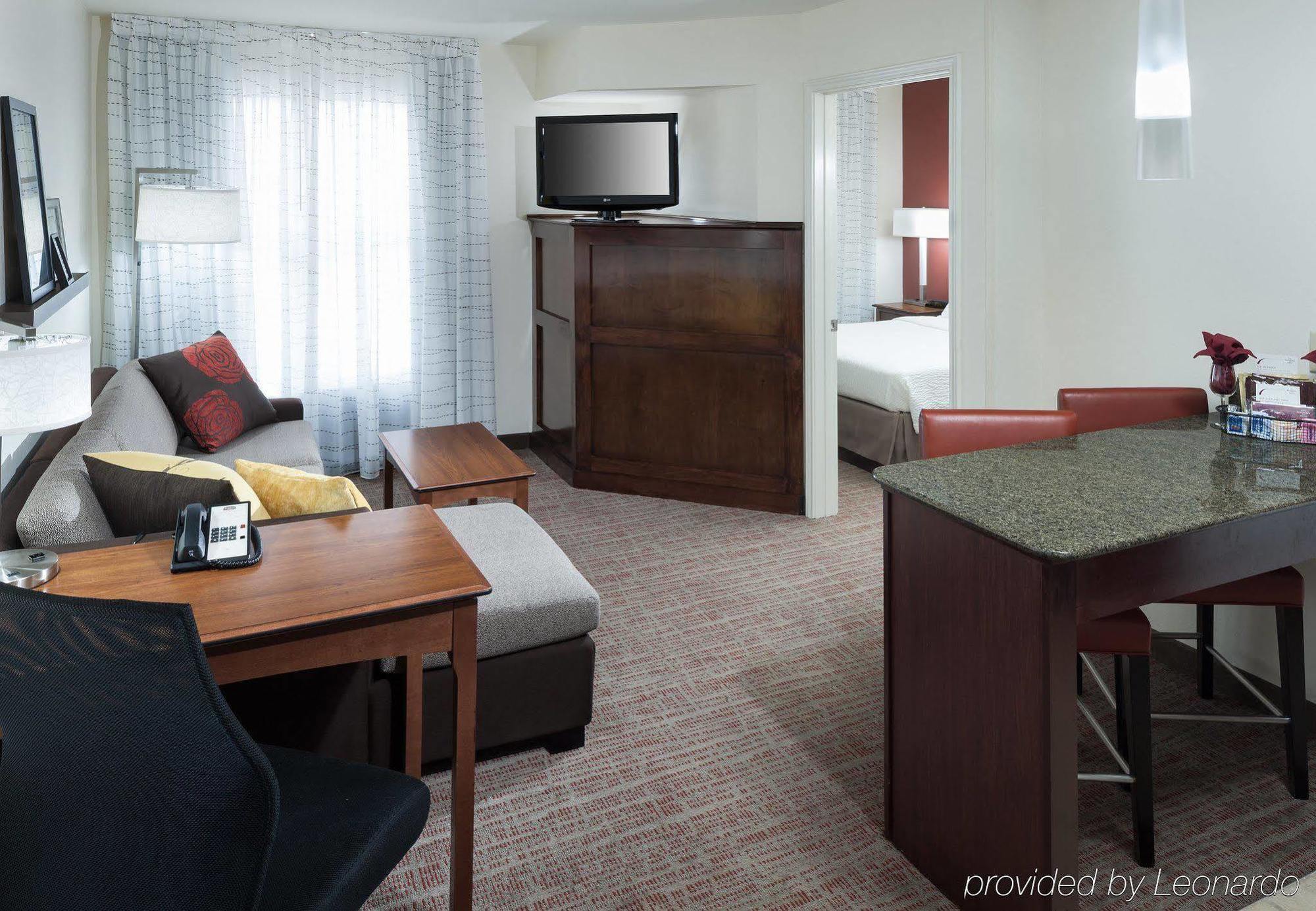 Residence Inn Fort Worth Cultural District Экстерьер фото